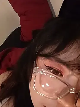 Chall_mee  live sex cam