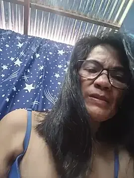 ImYourWoman_55  live sex cam