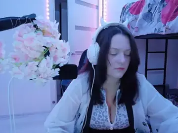 InaRiordan  live sex cam