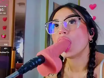 MadyJackson  live sex cam