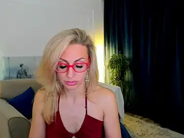 MuseOfStage  live sex cam