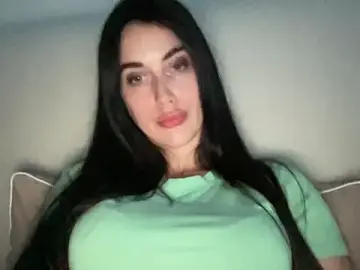 Talyo19  live sex cam