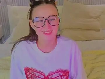 _Kiki_angelll_  live sex cam