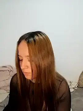 Caroadams2  live sex cam