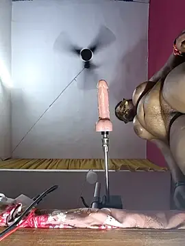 Deeptihotgirl  live sex cam