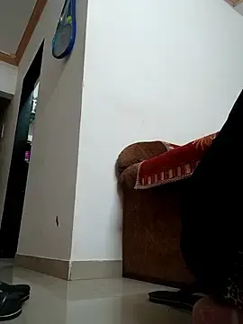 Priya-ji9  live sex cam