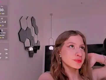 IsabellaMorettiX  live sex cam