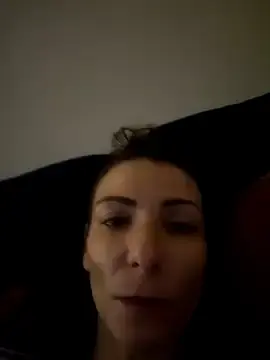 Kkvggzuu78  live sex cam