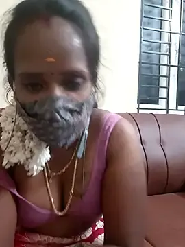 Nithyaredy  live sex cam