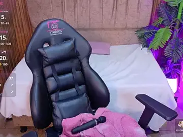 Juanita_tay  live sex cam