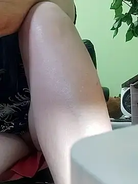 Hangem111  live sex cam
