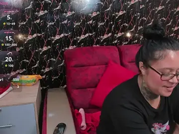 MISS_WALKER_  live sex cam