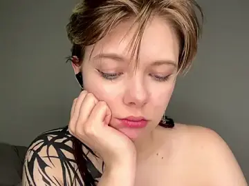 MadalynNosel  live sex cam