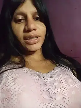 Chiquitaputa  live sex cam