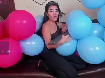 Lunaalynch  live sex cam