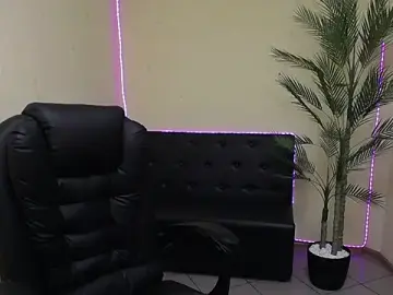 EmilyL0ve  live sex cam
