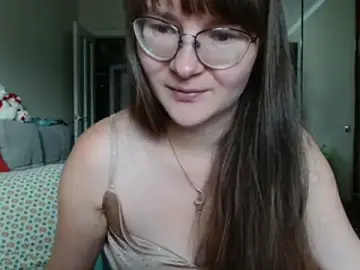 KiraGoldens  live sex cam