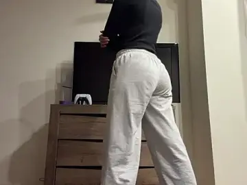 PaintedDisplay  live sex cam
