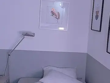 Cutepetitee  live sex cam