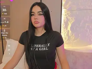 Elara_bloom_  live sex cam
