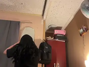 Gigi333336  live sex cam