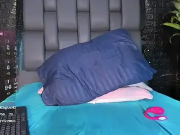 Akira_blue  live sex cam