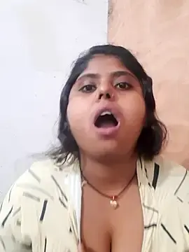 Chori-R-I-T-I-KA  live sex cam