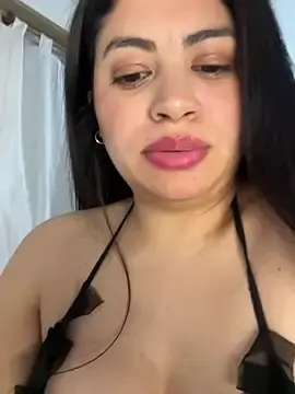 Micaela190  live sex cam