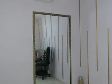 Nayariskaya  live sex cam