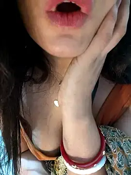 RadhaBabe  live sex cam