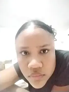 Lapelorok  live sex cam