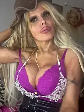Pammybarbwire  live sex cam