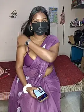 Sluttyzoyaa  live sex cam