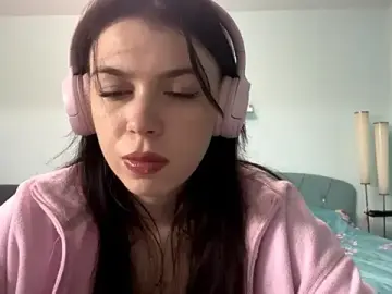 EdelinBegsher  live sex cam