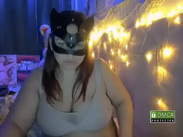 EmilyMali  live sex cam