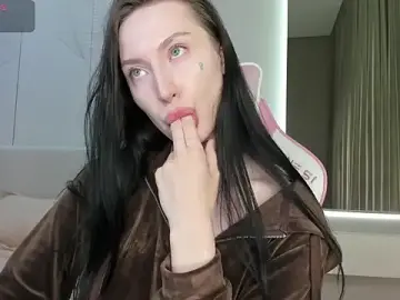 JenniferQueen11  live sex cam