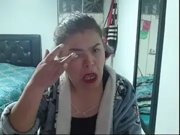 Pao_vi  live sex cam
