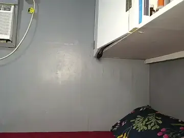 Raesoleil  live sex cam