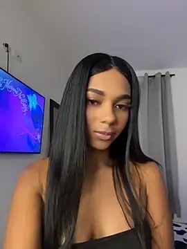 Savannahfisher  live sex cam