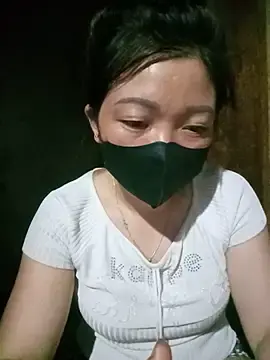 Bling-pusy  live sex cam
