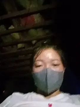 Bling-pusy  live sex cam