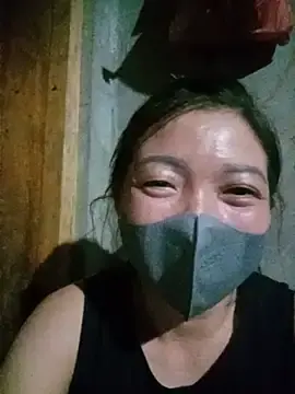Bling-pusy  live sex cam