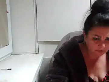 Fenikss777  live sex cam