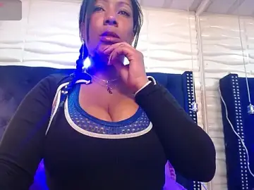 SalmaTits  live sex cam
