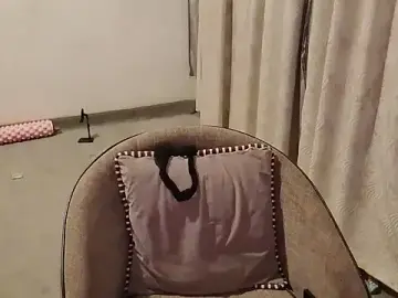 Shi_luo2025  live sex cam