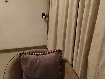 Shi_luo2025  live sex cam
