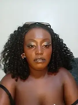 Cocoluxe  live sex cam