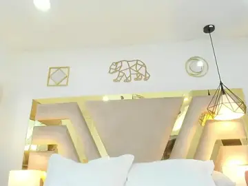 Tania_brown01  live sex cam