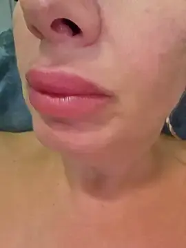 Adivaaa  live sex cam