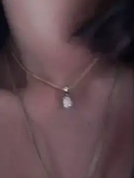 Apineapple07  live sex cam